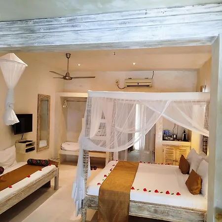 The Villa Luxury Suites Hotel Diani Beach Exterior photo
