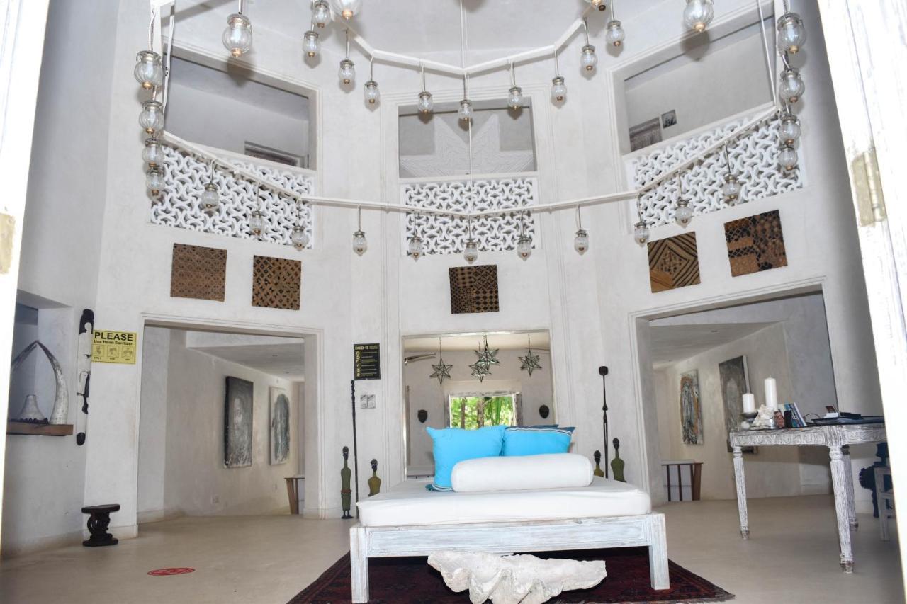 The Luxury 4* Diani Beach