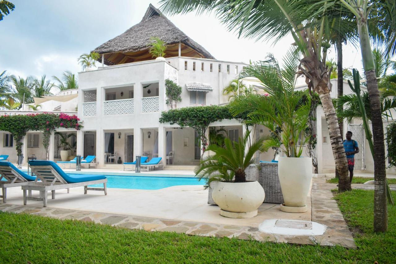 The Luxury Resort