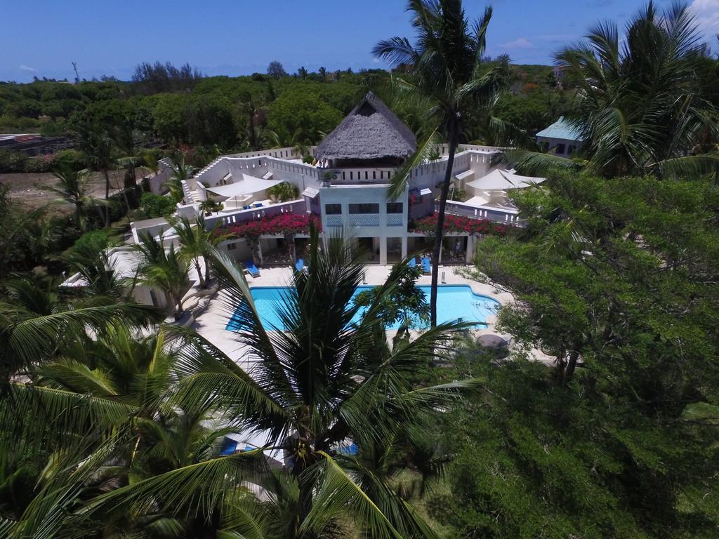 The Luxury 4*